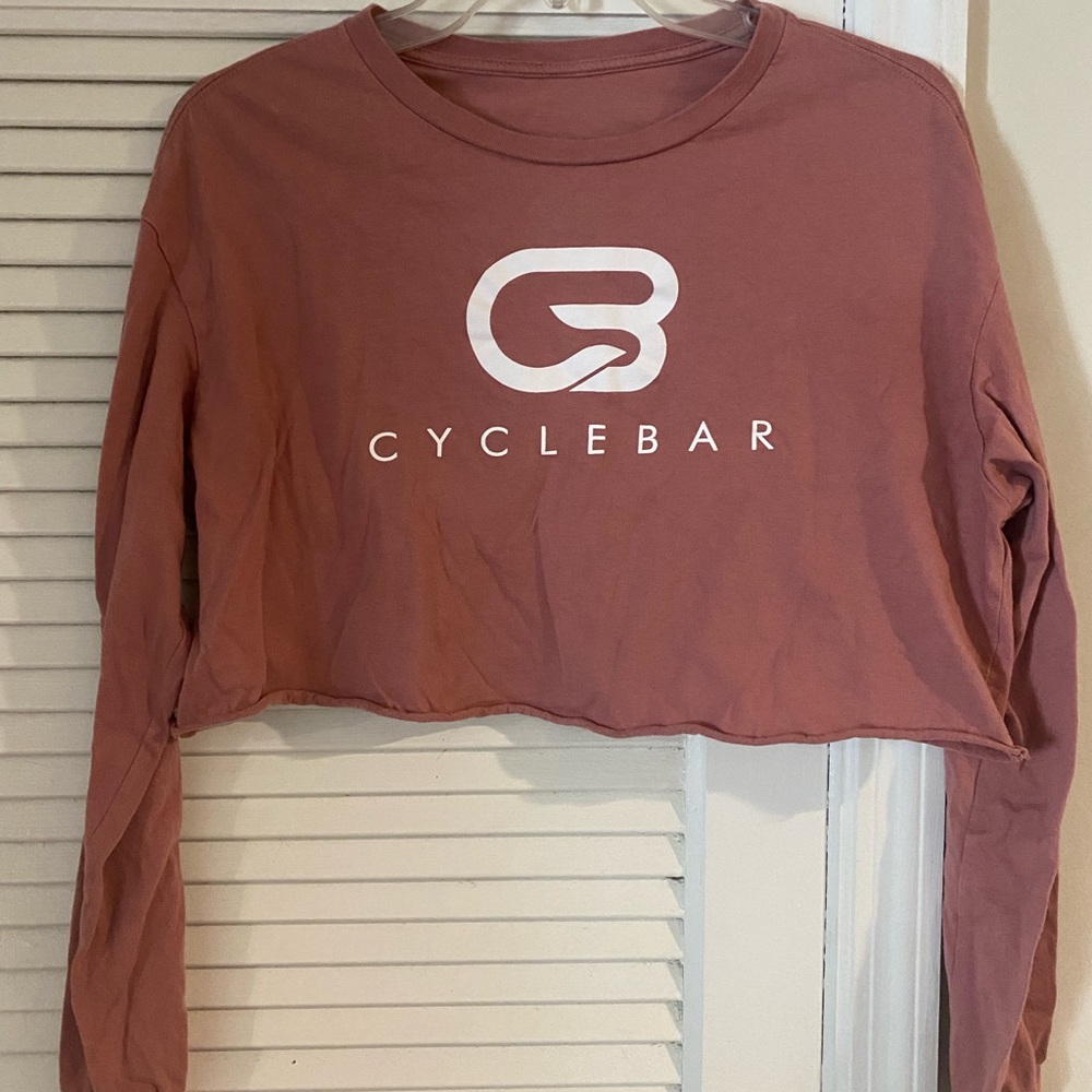 Dusty rose CycleBar cropped shirt